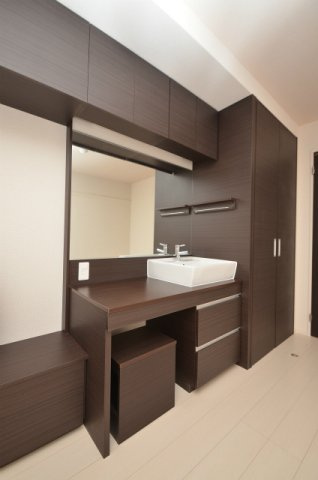 遠賀郡遠賀町大字広渡のアパートの洗面所|同タイプ：室内に洗面所あり