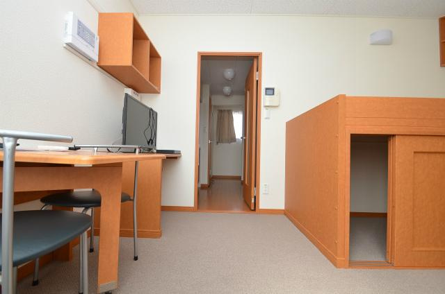 中間市岩瀬西町のアパートの寝室|洋室