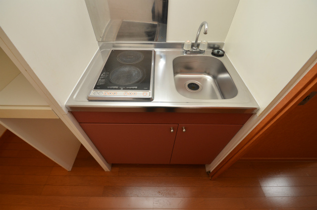 直方市大字感田のアパートのキッチン
