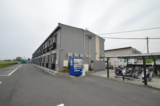 直方市大字感田のアパート