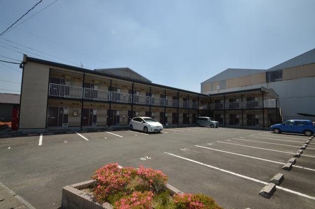 直方市溝堀２丁目のアパート