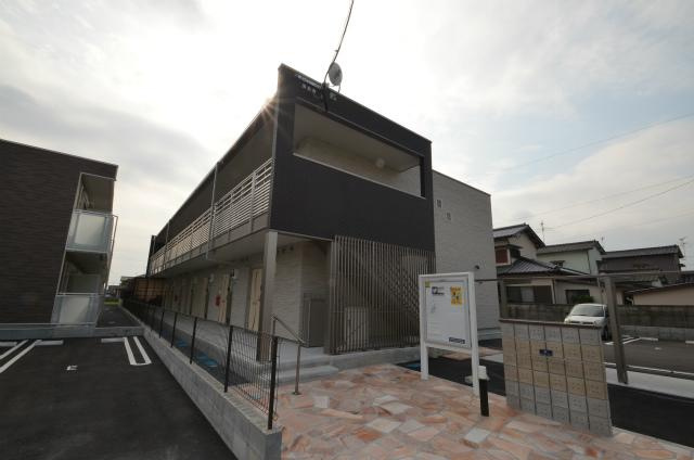 直方市大字感田のアパート