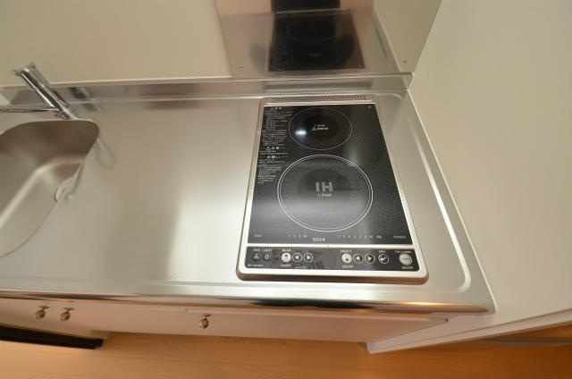 直方市大字感田のアパートのキッチン