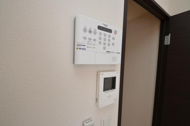 直方市大字感田のアパートのセキュリティ