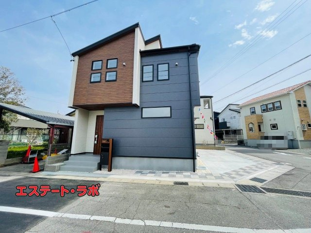 岡崎市若松町大廻　新築分譲住宅　全2棟　1号棟の外観|●完成物件の内覧受付中。
お気軽にお問合せください♪