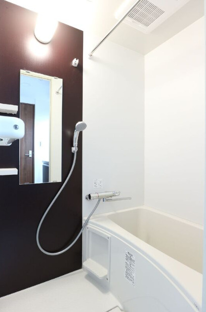 ベネディーレ練馬の浴室