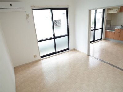 【寝室】 | エクセレント西明石C棟 | ※同建物別部屋の写真になります。