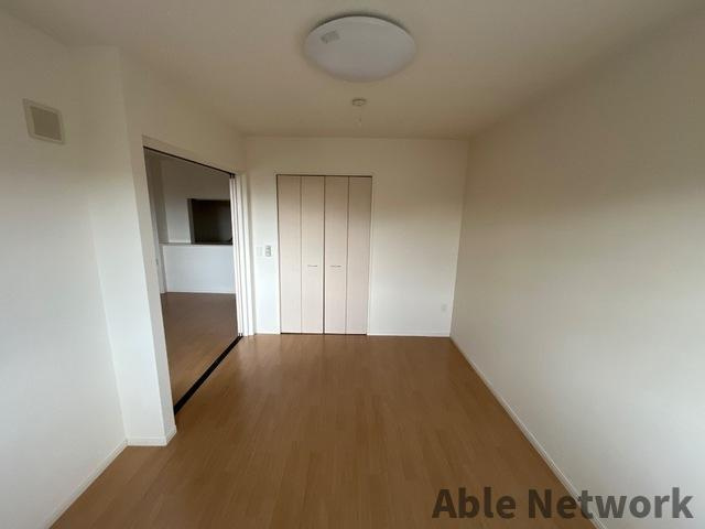 シンフォニーヒルズの洋室|6.9帖洋室