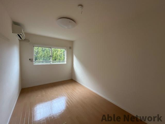 シンフォニーヒルズの洋室|6.7帖洋室