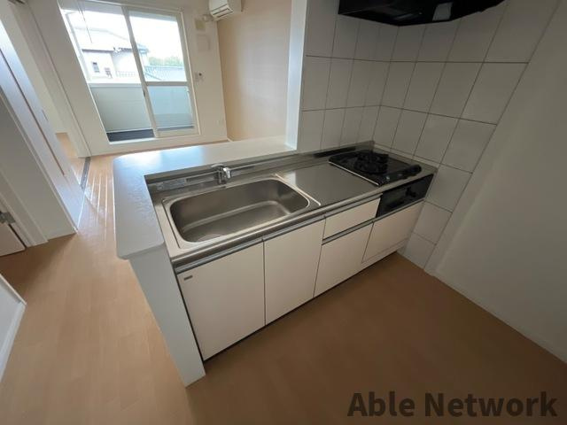 シンフォニーヒルズのキッチン|使いやすいキッチンです