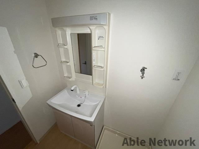 シンフォニーヒルズの洗面所|脱衣スペースもあります