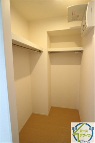 ヴィオラ志染の収納|パース写真