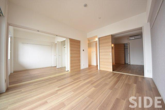 【居間・リビング】