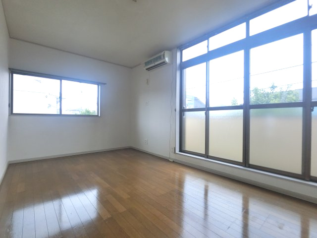 【居間・リビング】