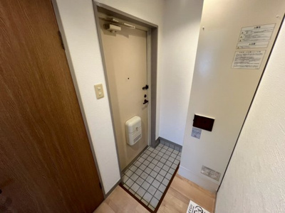 【玄関】 | リライアンス西明石壱番館