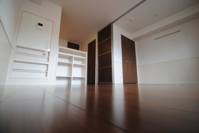 WITH THE LIGHTの居間・リビング|ゆったり過ごせる居間です