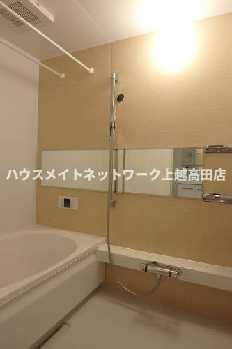 マストテラス上越春日野の浴室|浴室