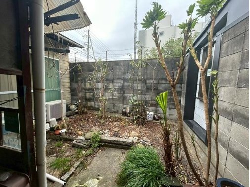 大手筋　居抜き店舗・京町屋の庭