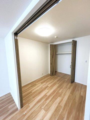 パークハイム覚王山の洋室