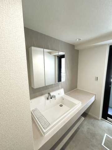 パークハイム覚王山の独立洗面台