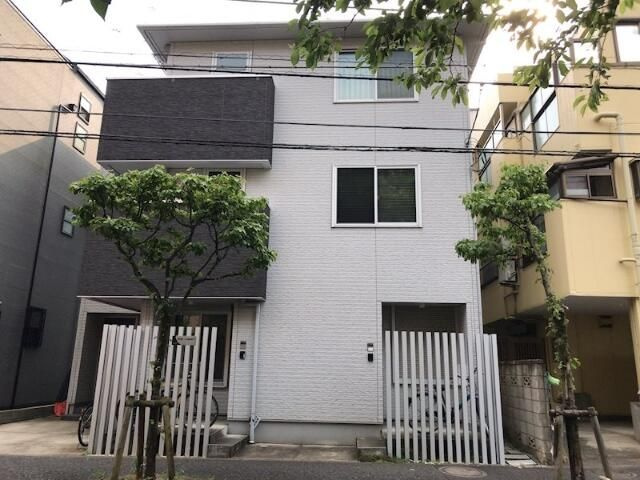 ＢＥ　ＷＥＳＴの外観