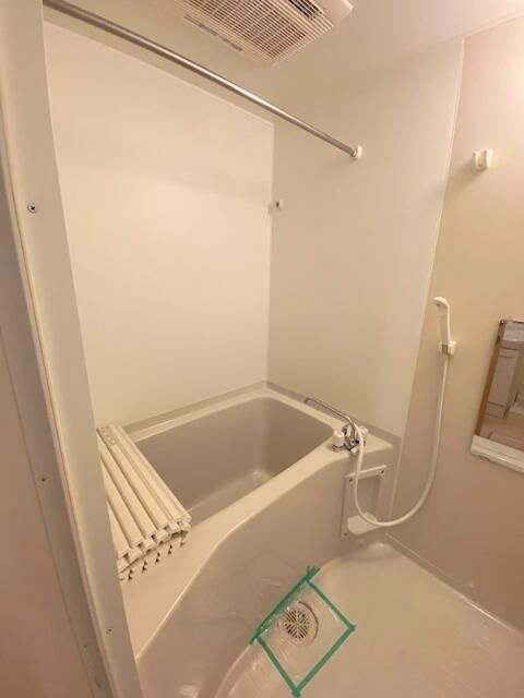 ＢＥ　ＷＥＳＴの浴室