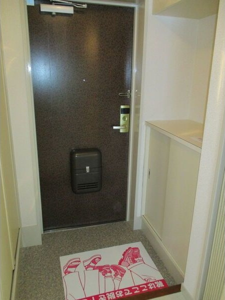 第3中尾ハイツの玄関