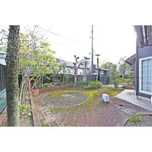 春日井市高森台戸建の庭