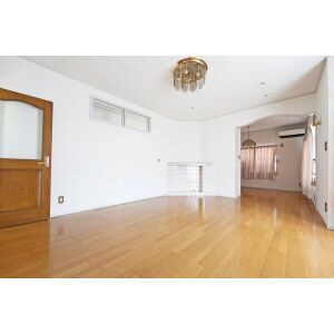 春日井市高森台戸建の内装