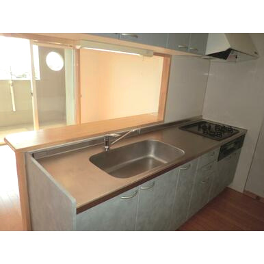 プレシャスコート壱番館のキッチン