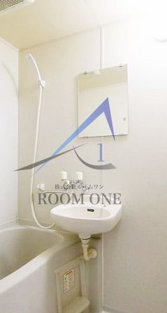 フェニックス大塚駅前の洗面所|洗面台です。