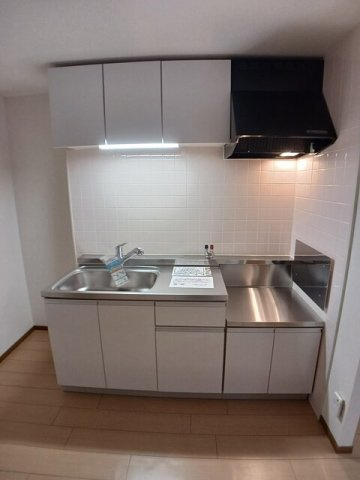 西宮市山口町上山口の賃貸マンションのキッチン