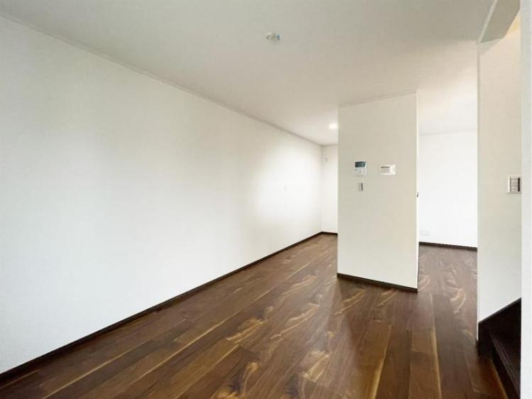 メゾン プリバーダの洋室