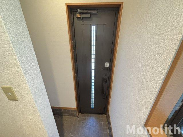 和泉市富秋町一戸建の玄関