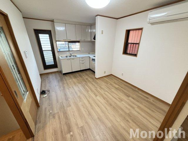 和泉市富秋町一戸建の居間・リビング