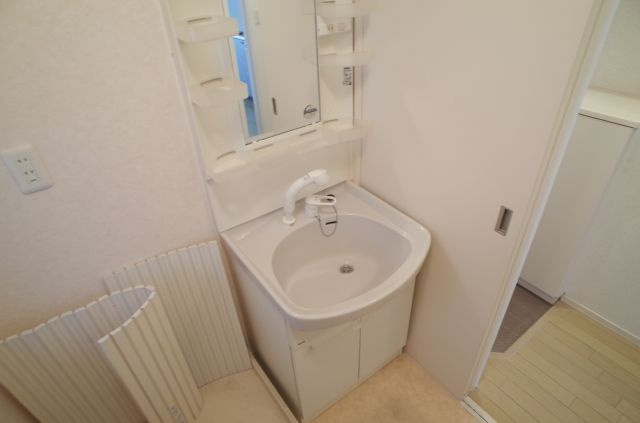 【独立洗面台】 | ラクエスタ岡本