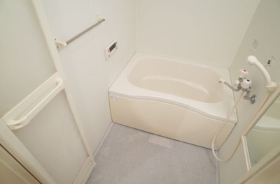 【浴室】 | ラクエスタ岡本