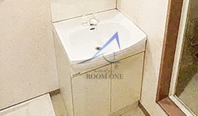 ハイツ中板橋の洗面所|洗面台です。