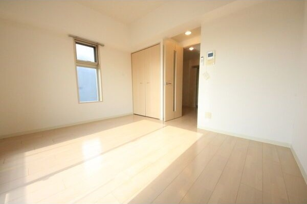 パークフラッツ金山の居間・リビング