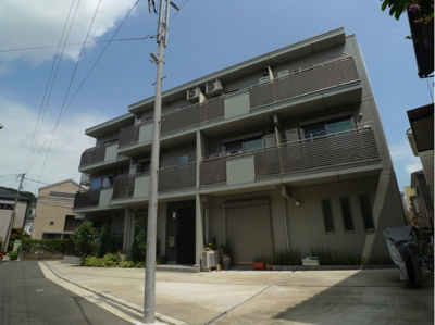 【外観】 | Volver