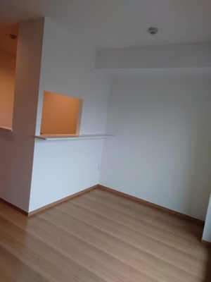 【居間・リビング】 | Volver | 広々としたリビングルーム：同一仕様