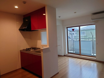 【キッチン】 | Volver | おしゃれなデザインのキッチン：同一仕様