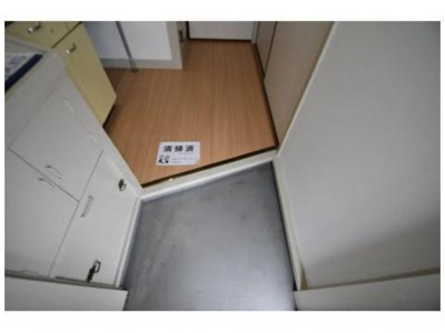 【玄関】 | ビレッジハウス服部4号棟