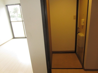 【寝室】 | シャルム井原里A棟