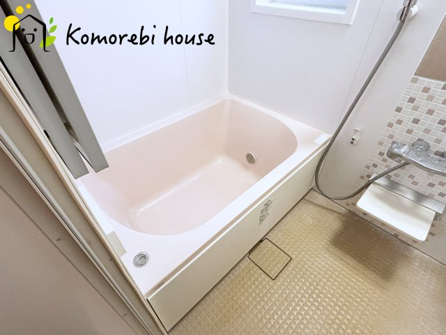 上尾市今泉3丁目　中古一戸建ての浴室|お風呂です