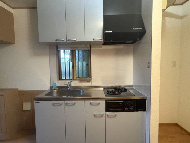 神楽坂21ステイジアのキッチン|コンパクトなキッチンで掃除もラクラク