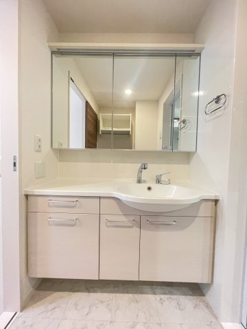 クラシスト北畠の洗面所