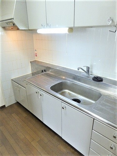 ビューハイツ高山のキッチン|キッチン　※2024年4月撮影