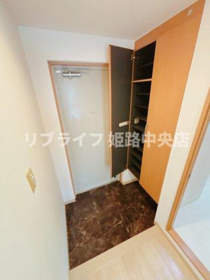 【玄関】 | ボヌールエトワール2番館 