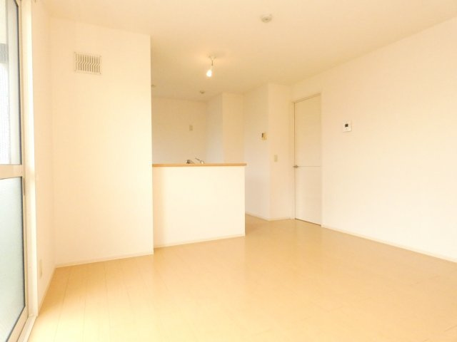 サワーフローラA棟の居間・リビング|サワーフローラ